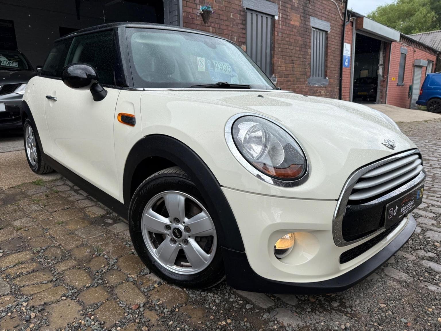 MINI Hatch