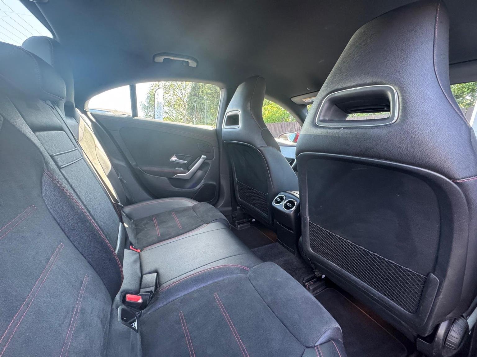 Mercedes Benz CLA