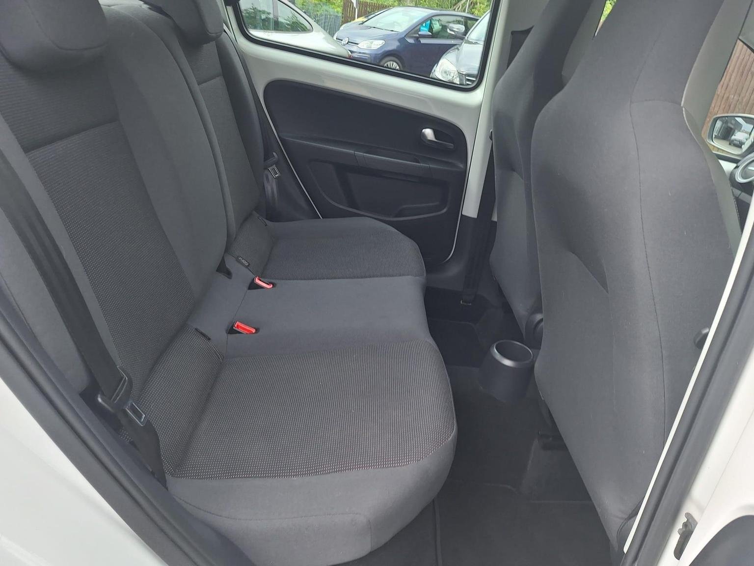 Volkswagen UP
