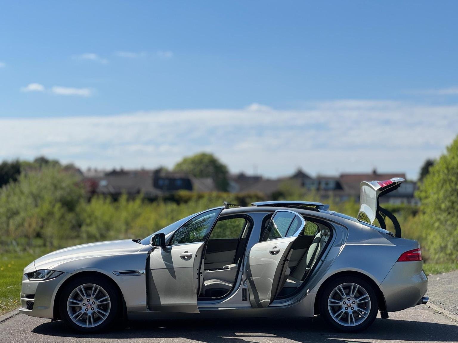 Jaguar XE