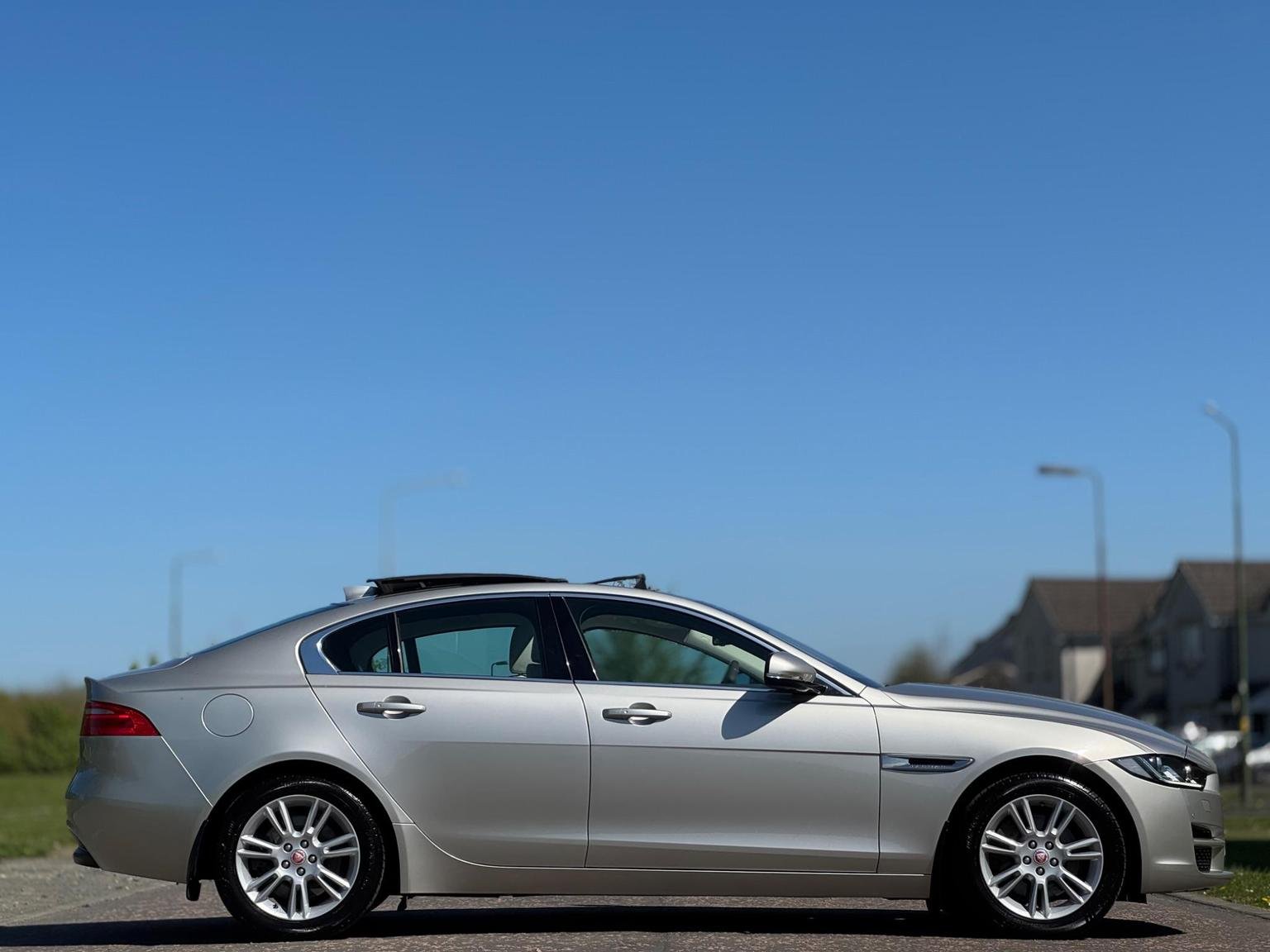 Jaguar XE