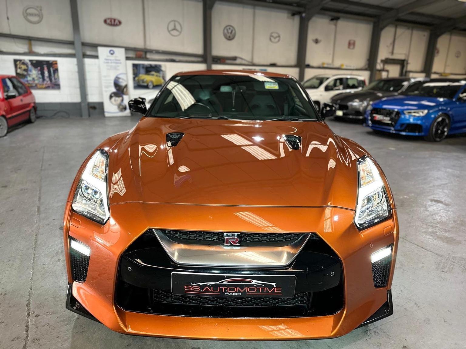 Nissan Gt R