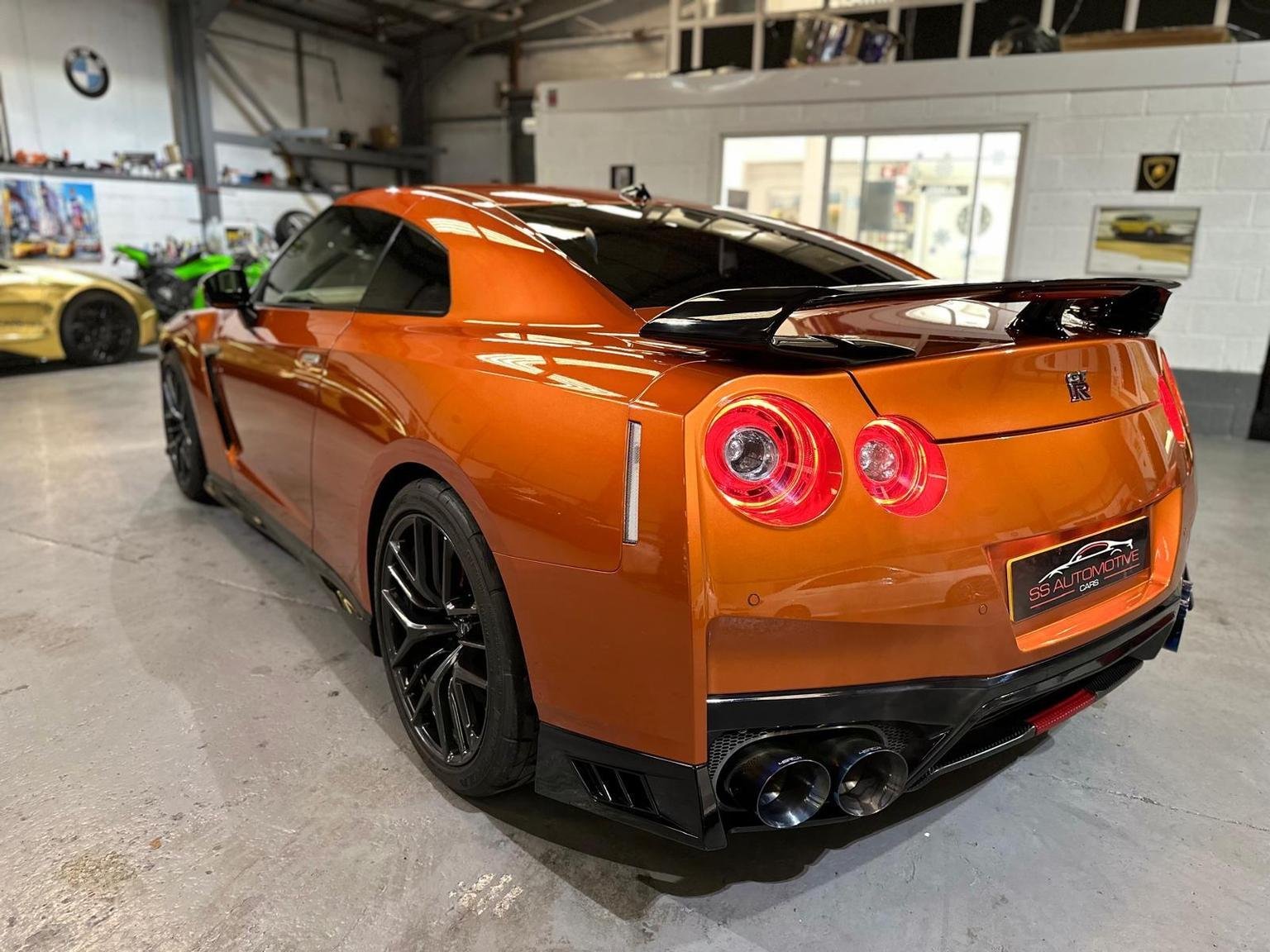 Nissan Gt R