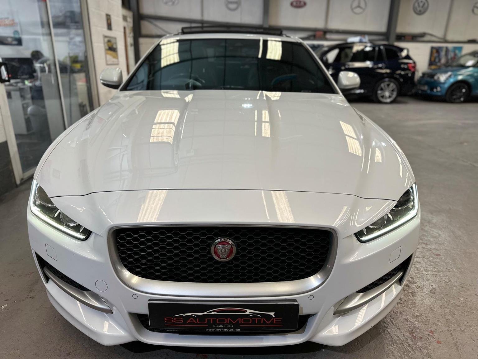 Jaguar XE