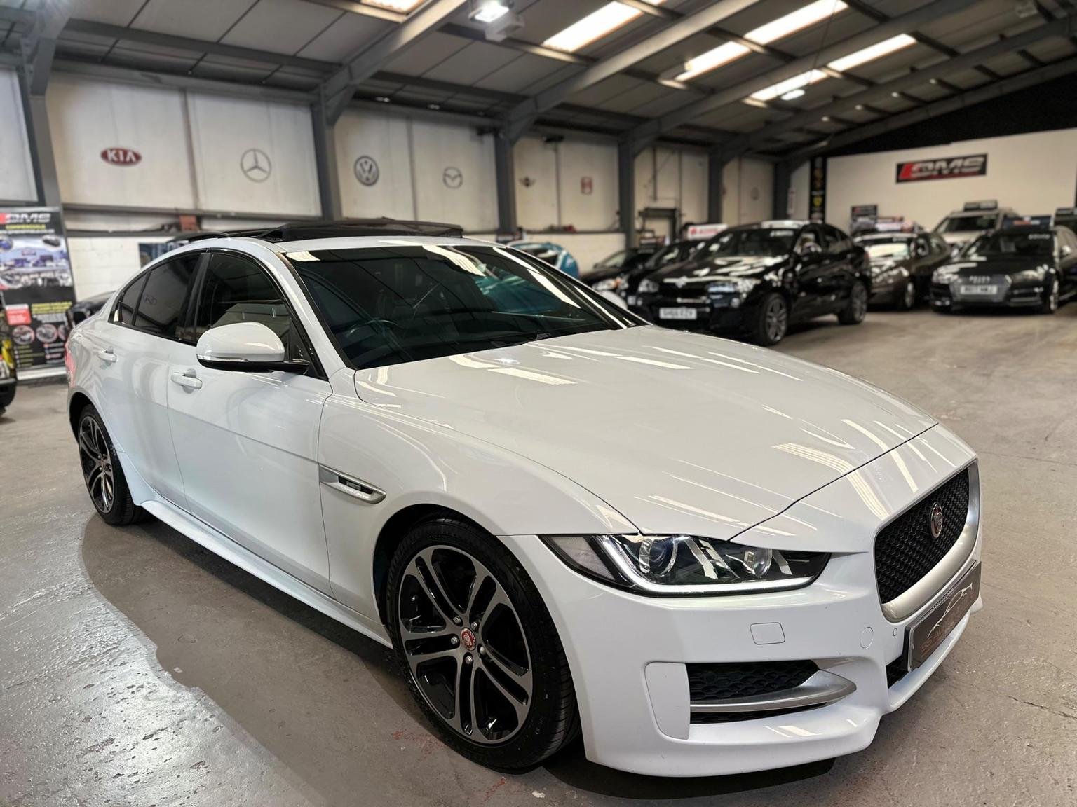 Jaguar XE