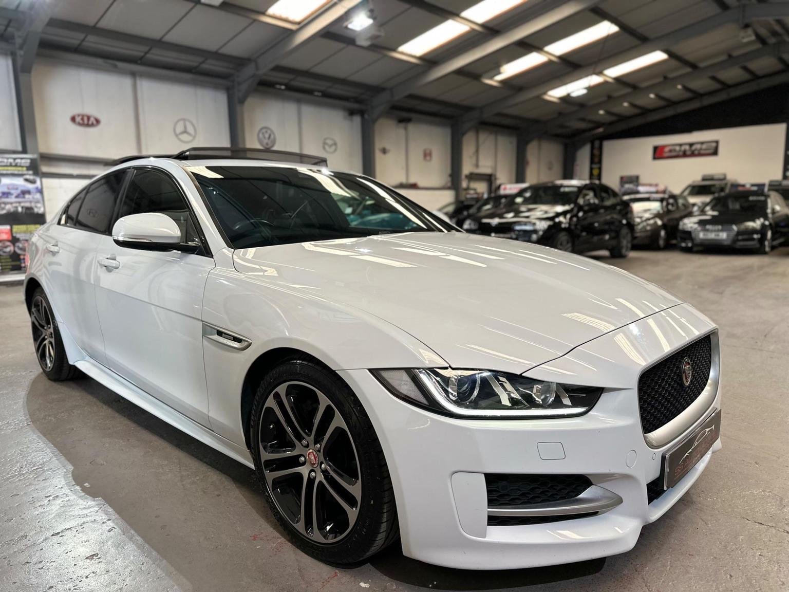 Jaguar XE
