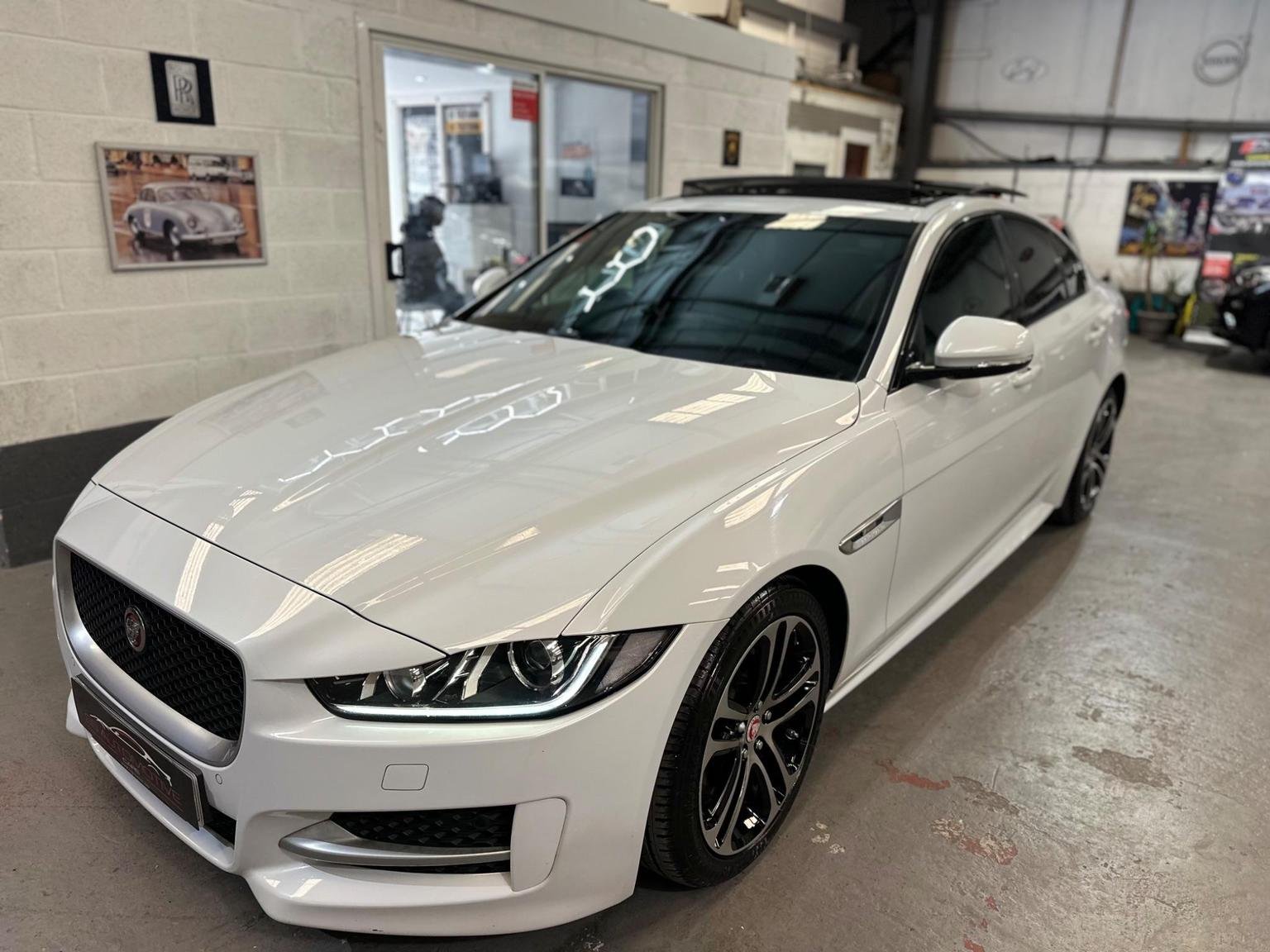 Jaguar XE