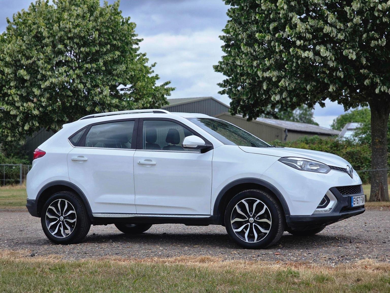 MG GS