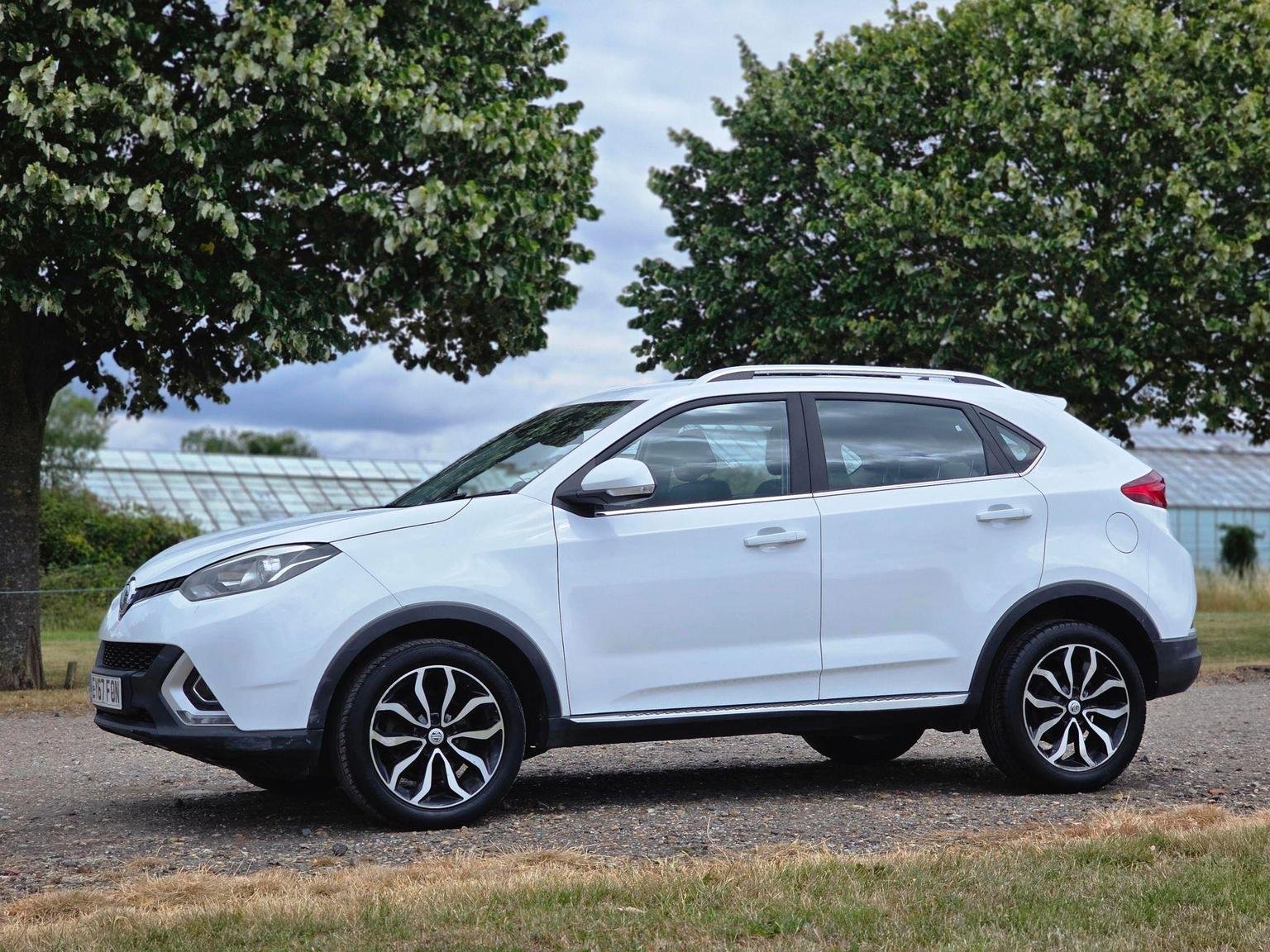 MG GS