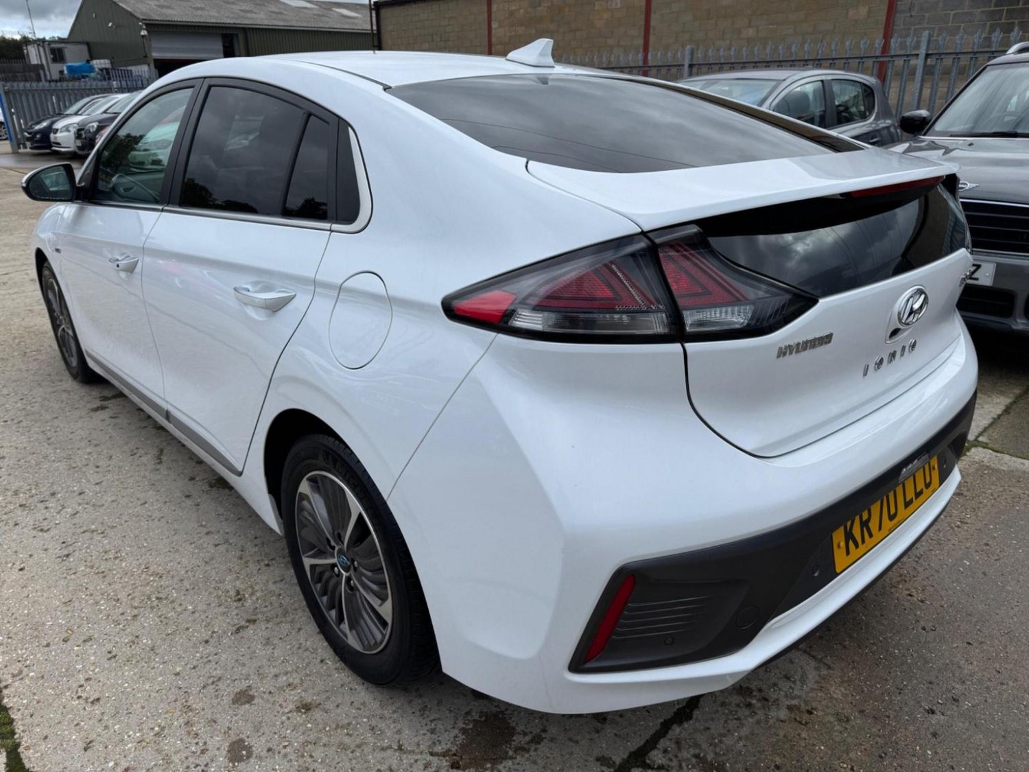 Hyundai IONIQ