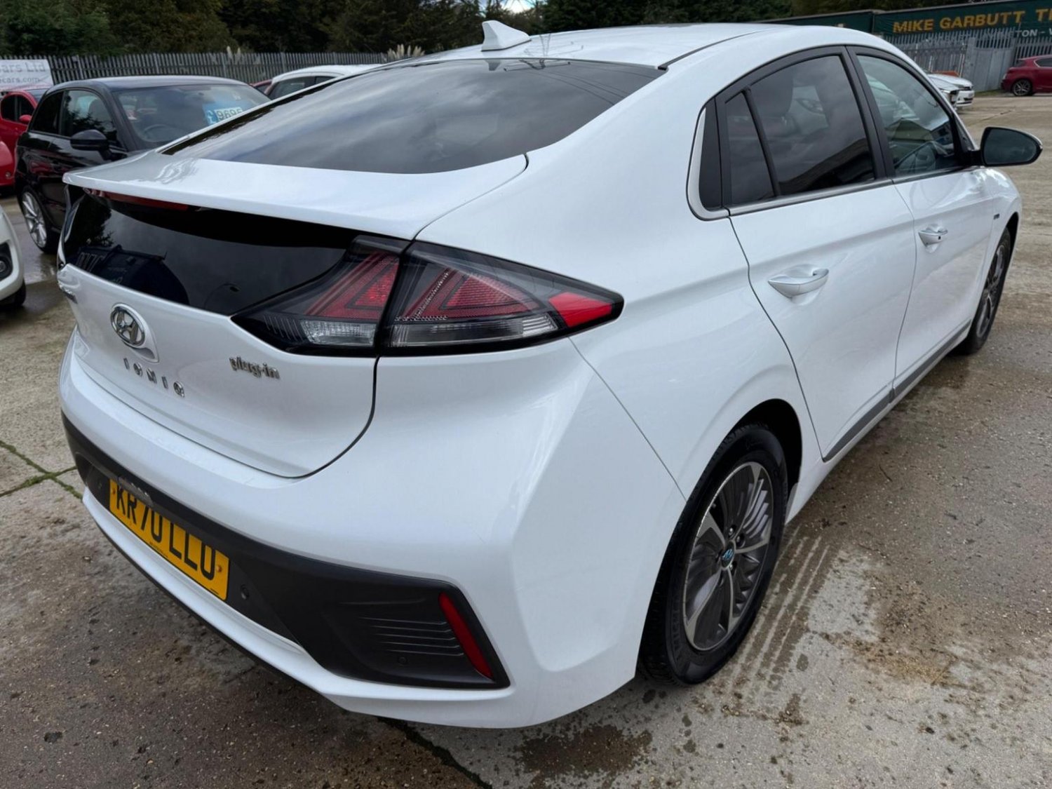 Hyundai IONIQ