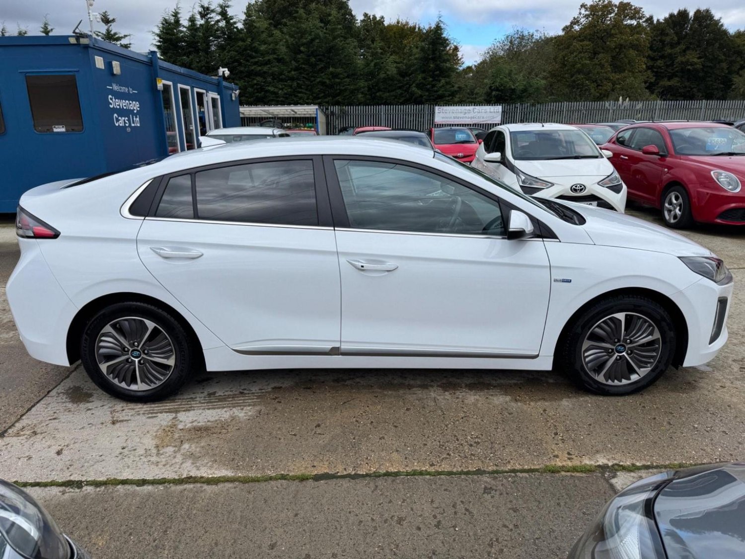 Hyundai IONIQ