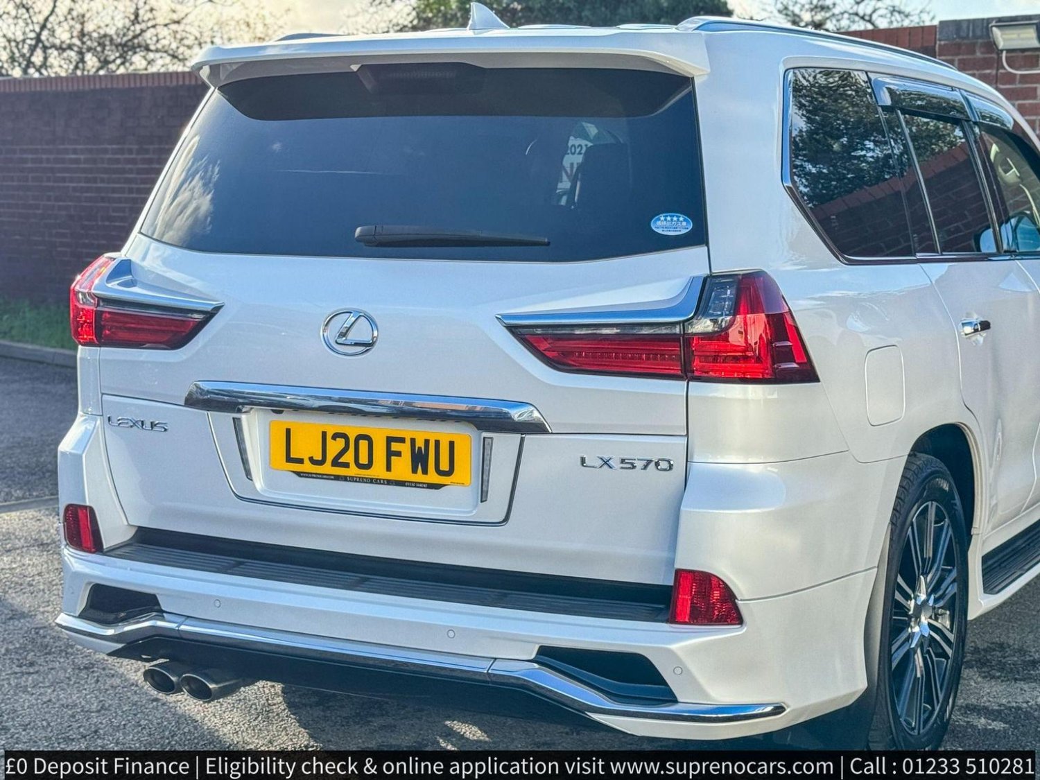 Lexus LX570