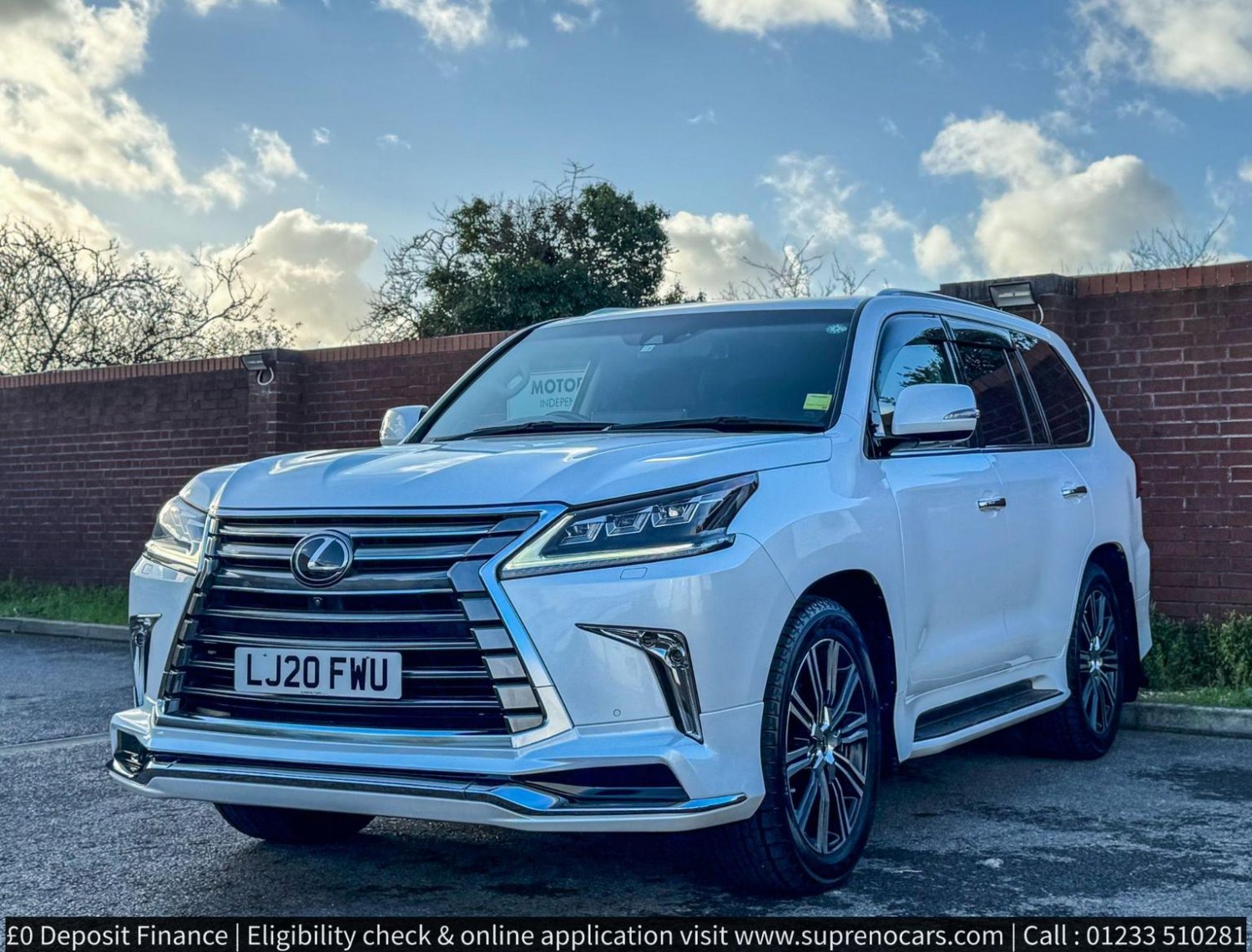 Lexus LX570