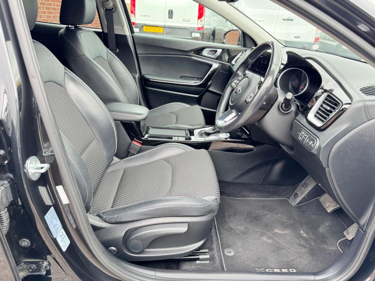 Kia XCEE'D