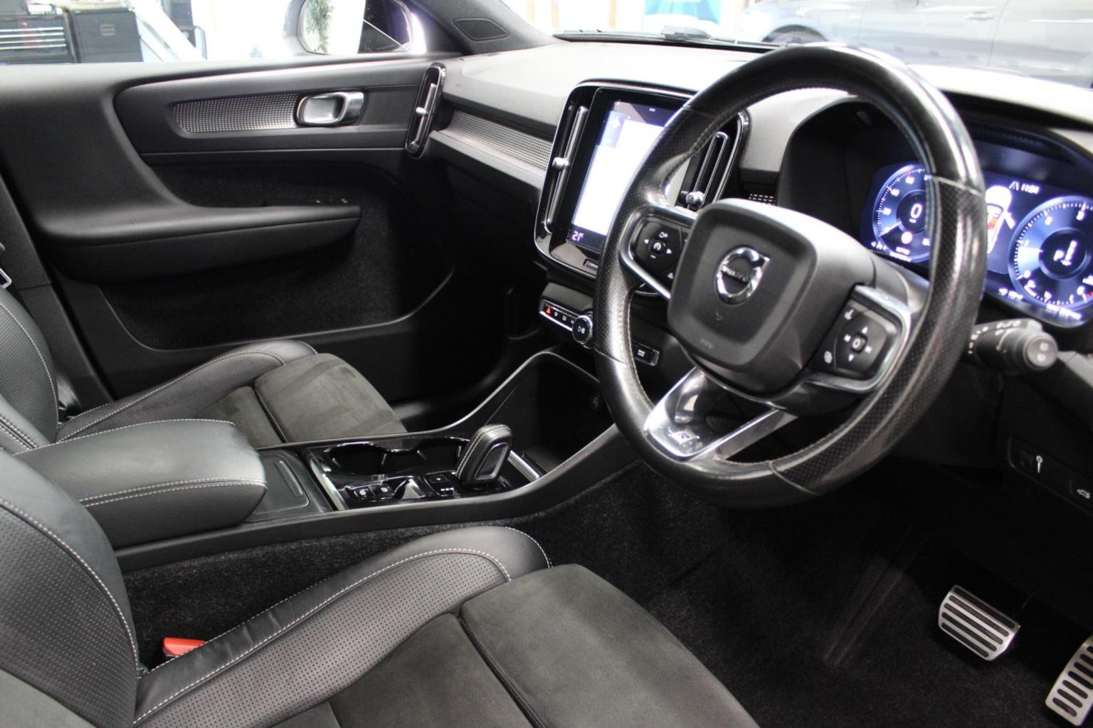 Volvo XC40