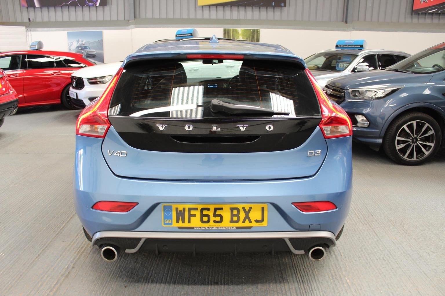 Volvo V40