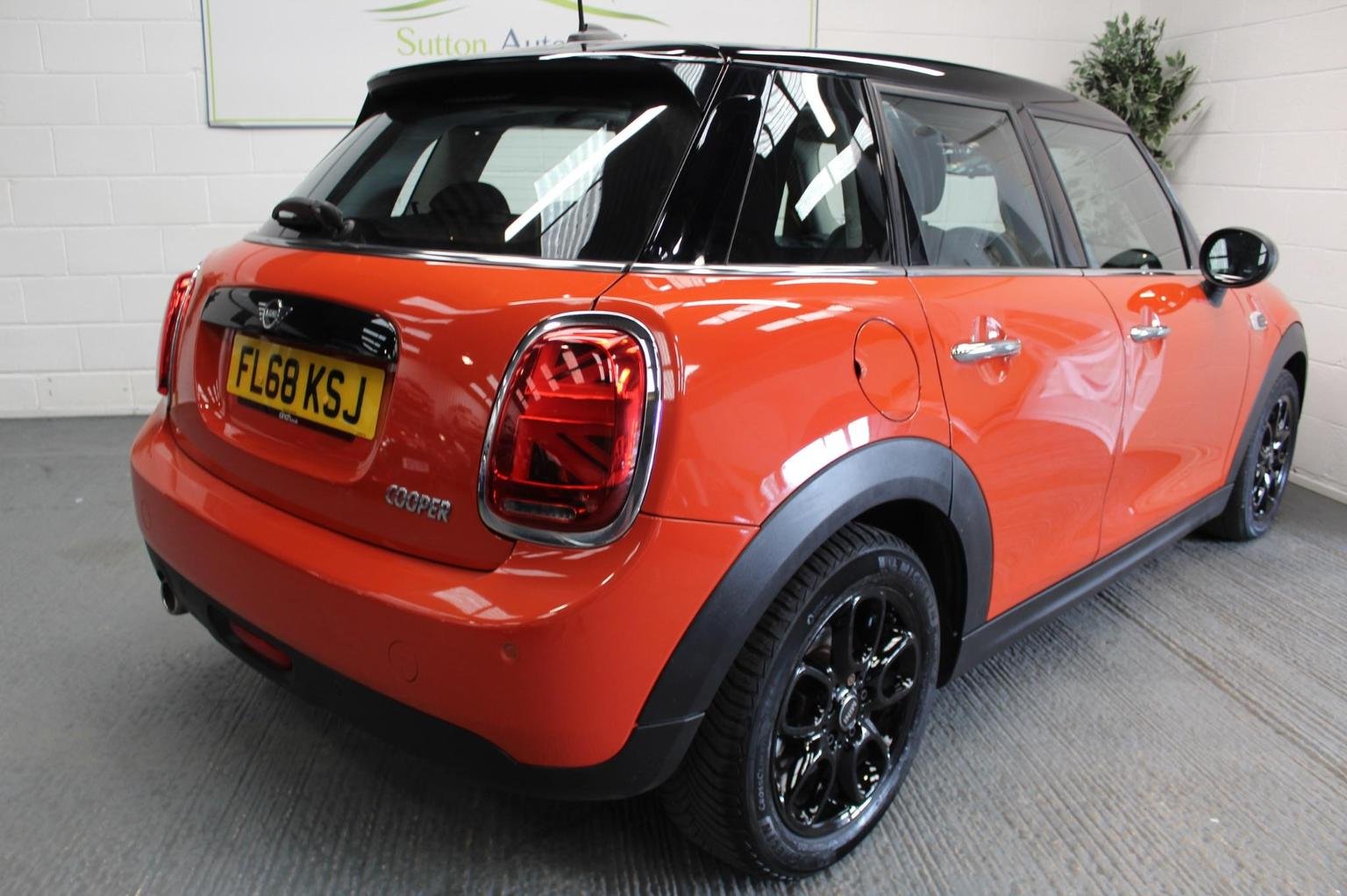 MINI Hatch