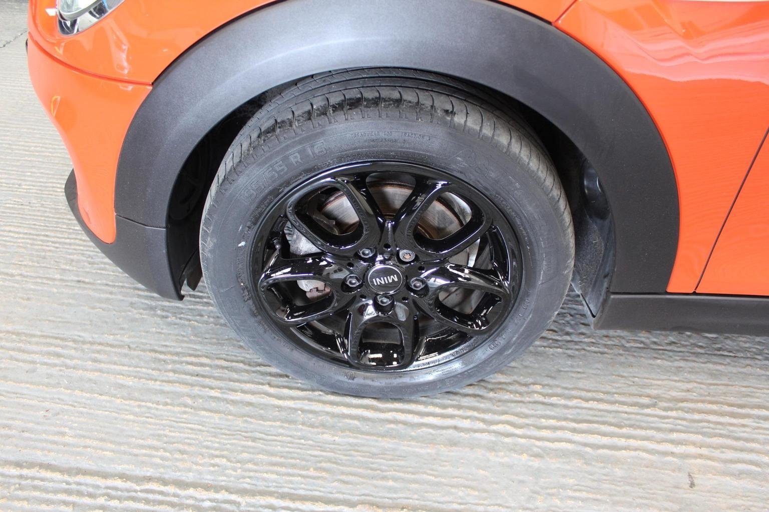 MINI Hatch
