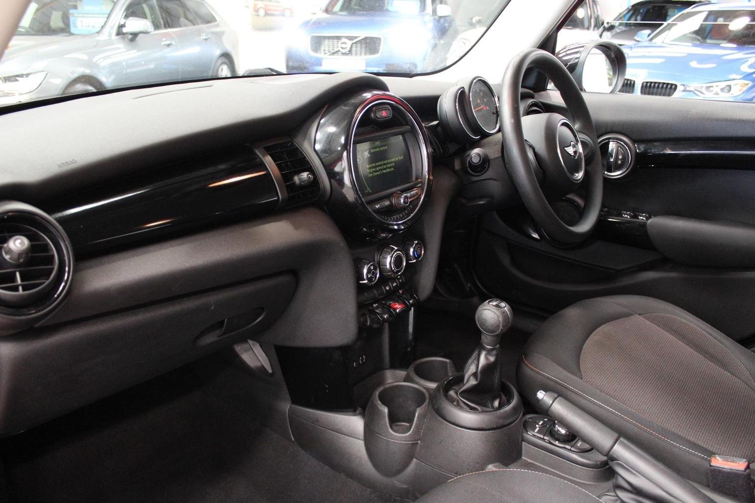 MINI Hatch