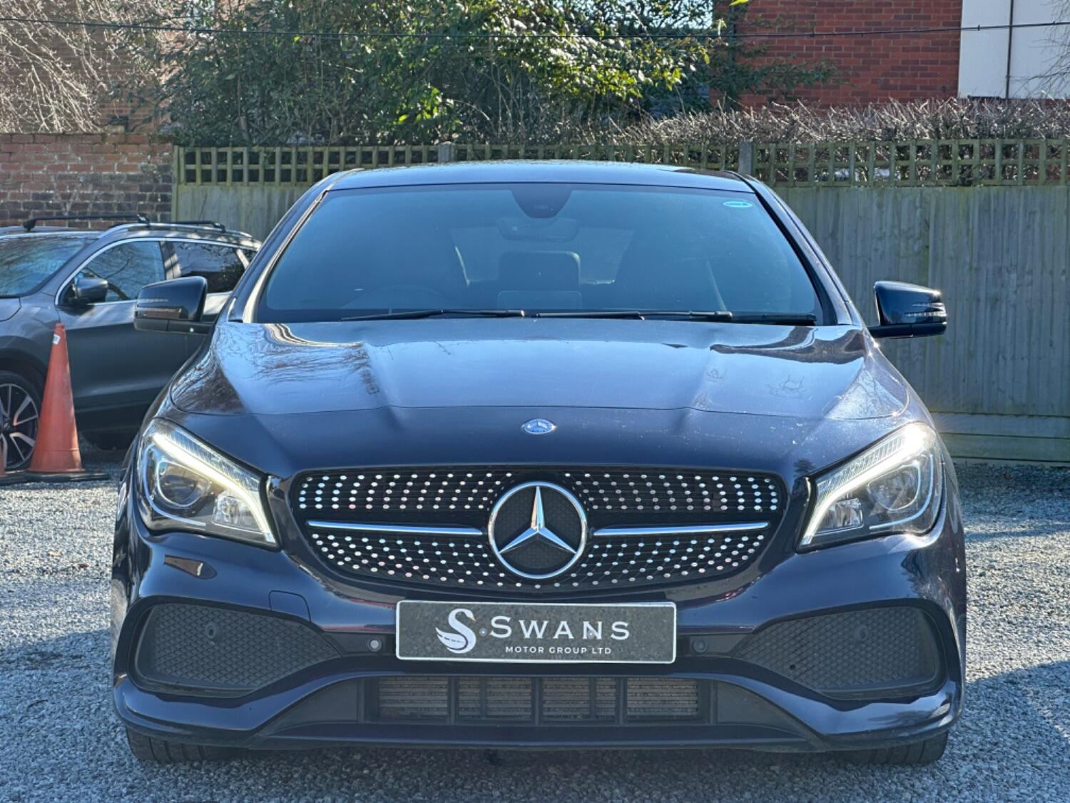 Mercedes Benz CLA