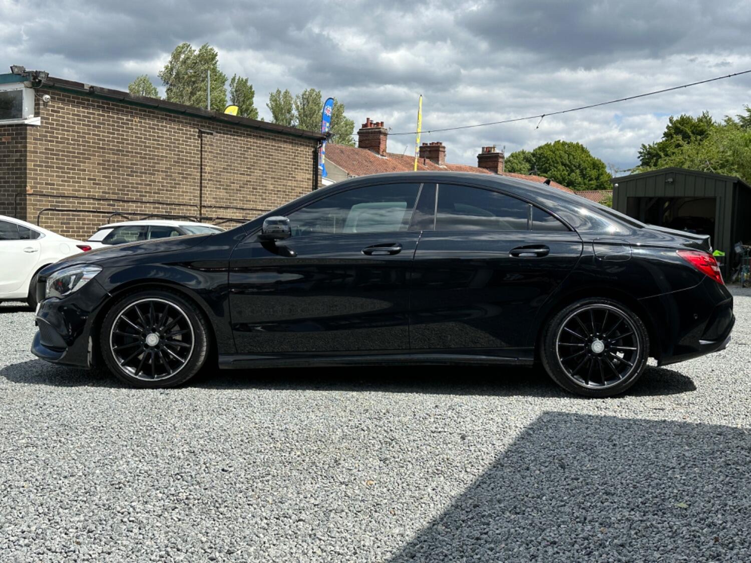 Mercedes Benz CLA