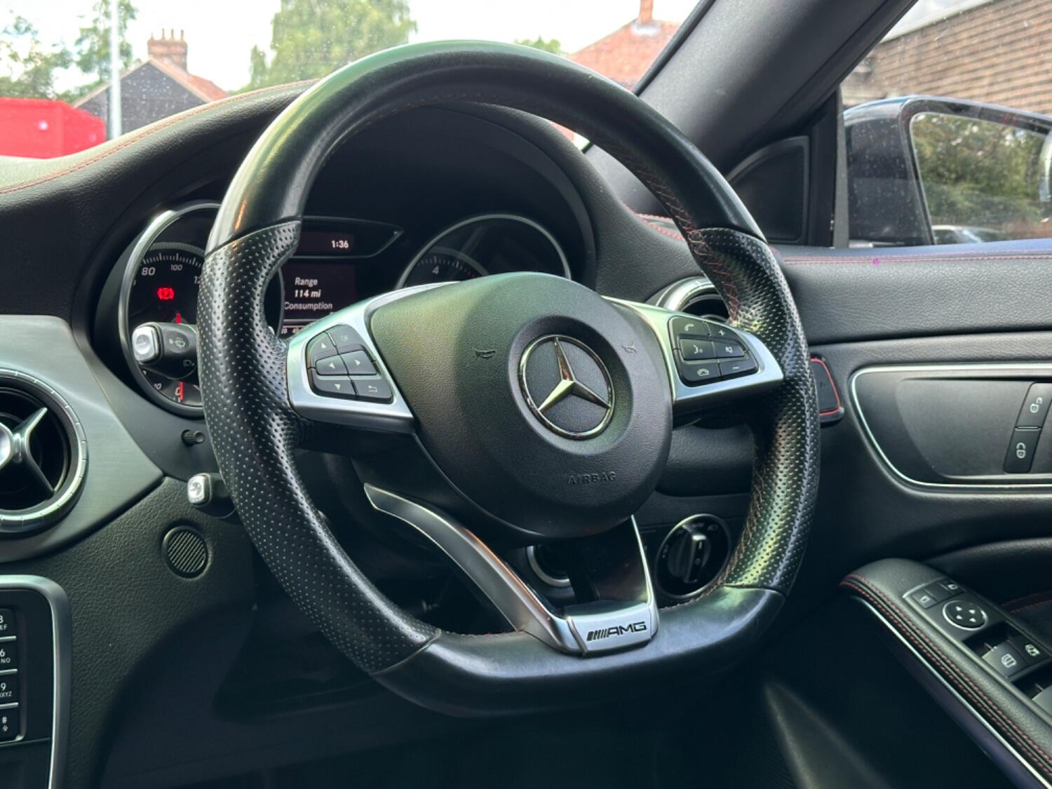 Mercedes Benz CLA