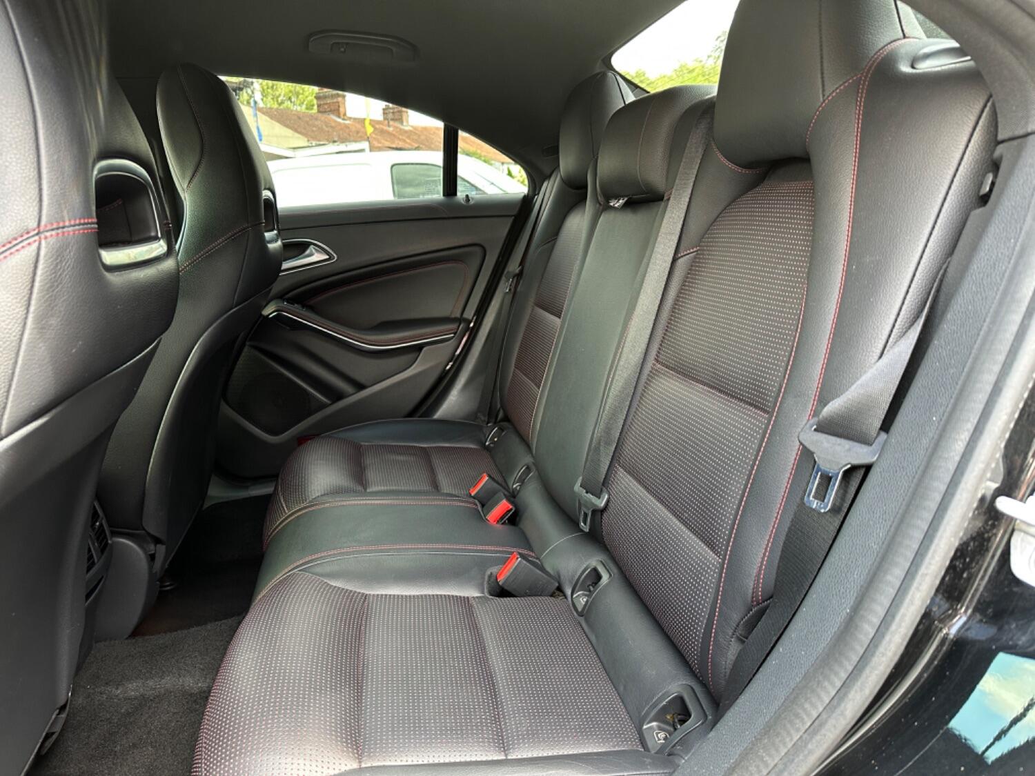 Mercedes Benz CLA