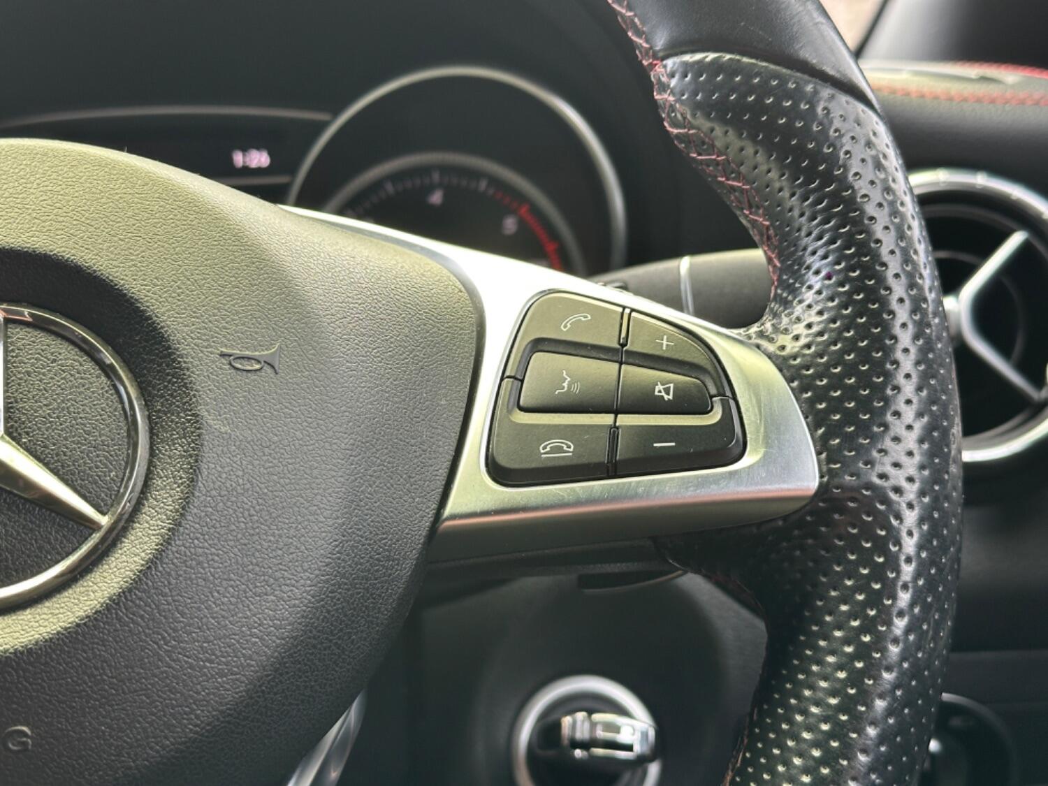 Mercedes Benz CLA