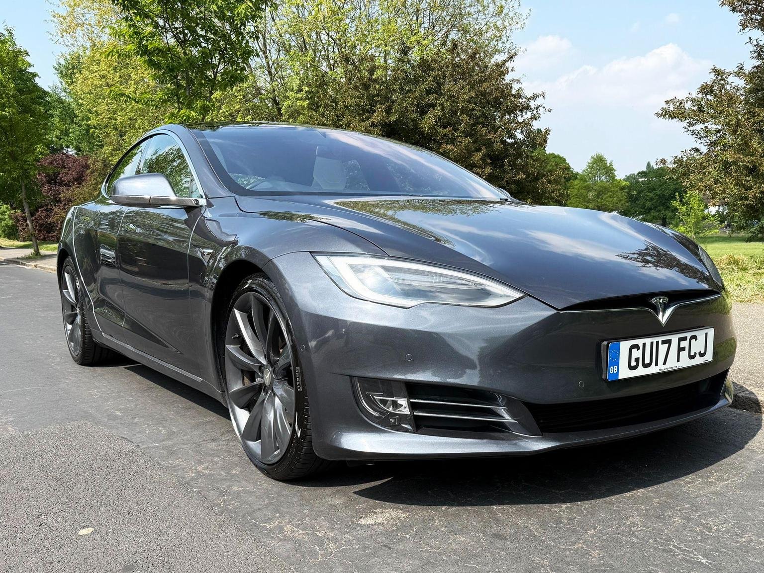 Tesla Model S