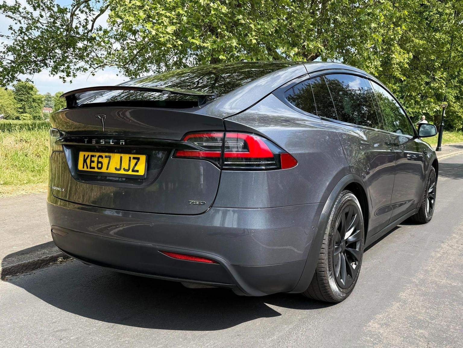 Tesla Model X
