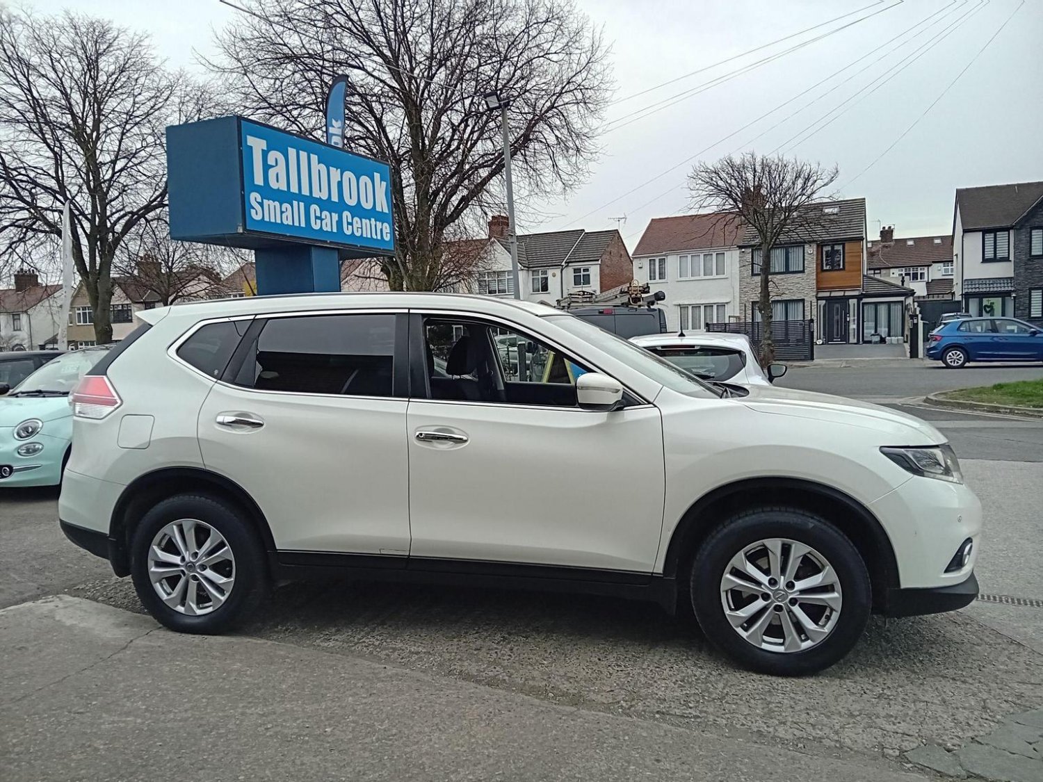 Nissan X Trail