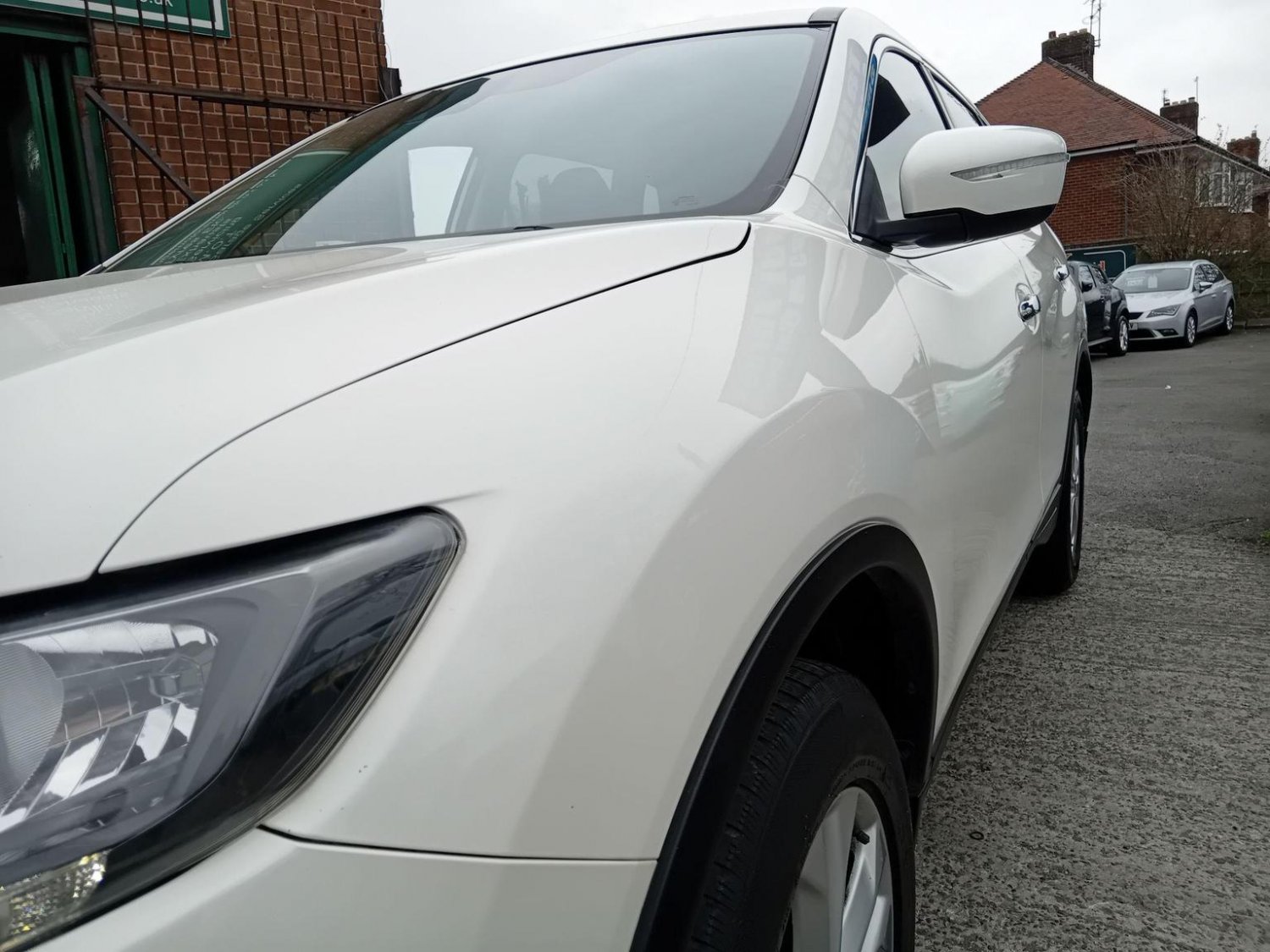 Nissan X Trail