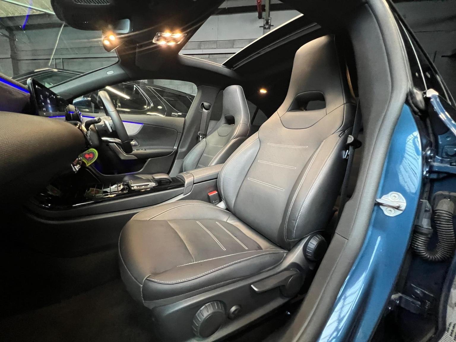 Mercedes Benz CLA