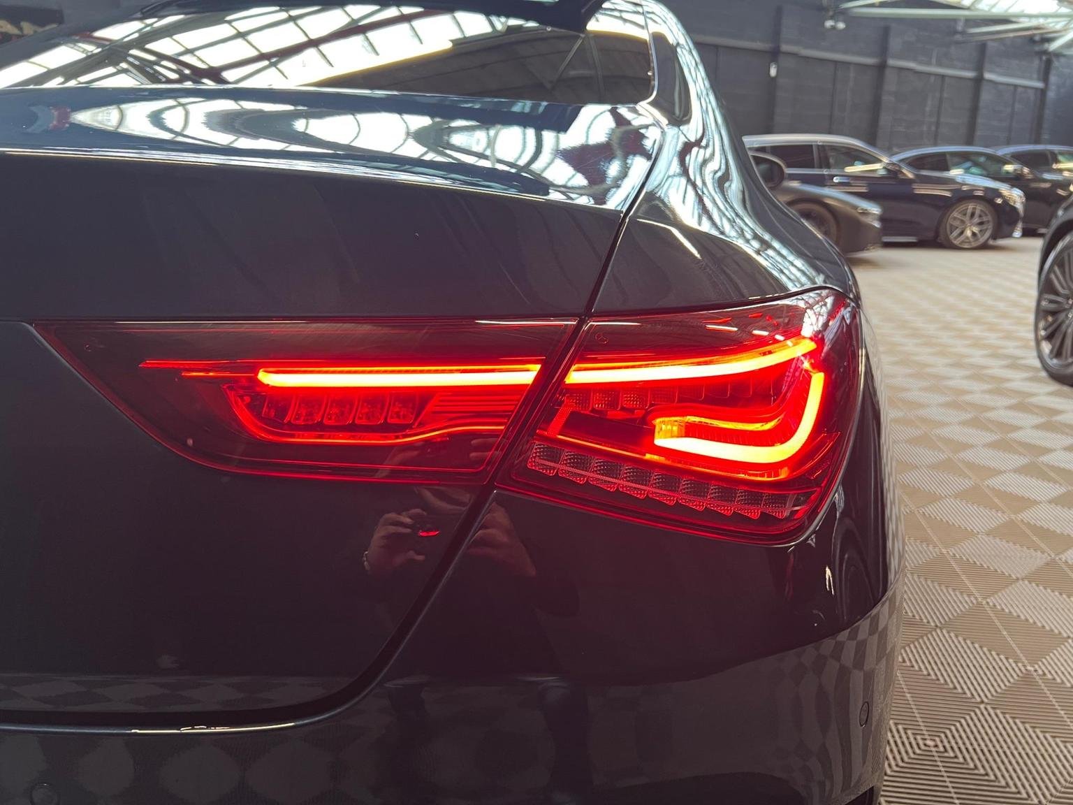 Mercedes Benz CLA