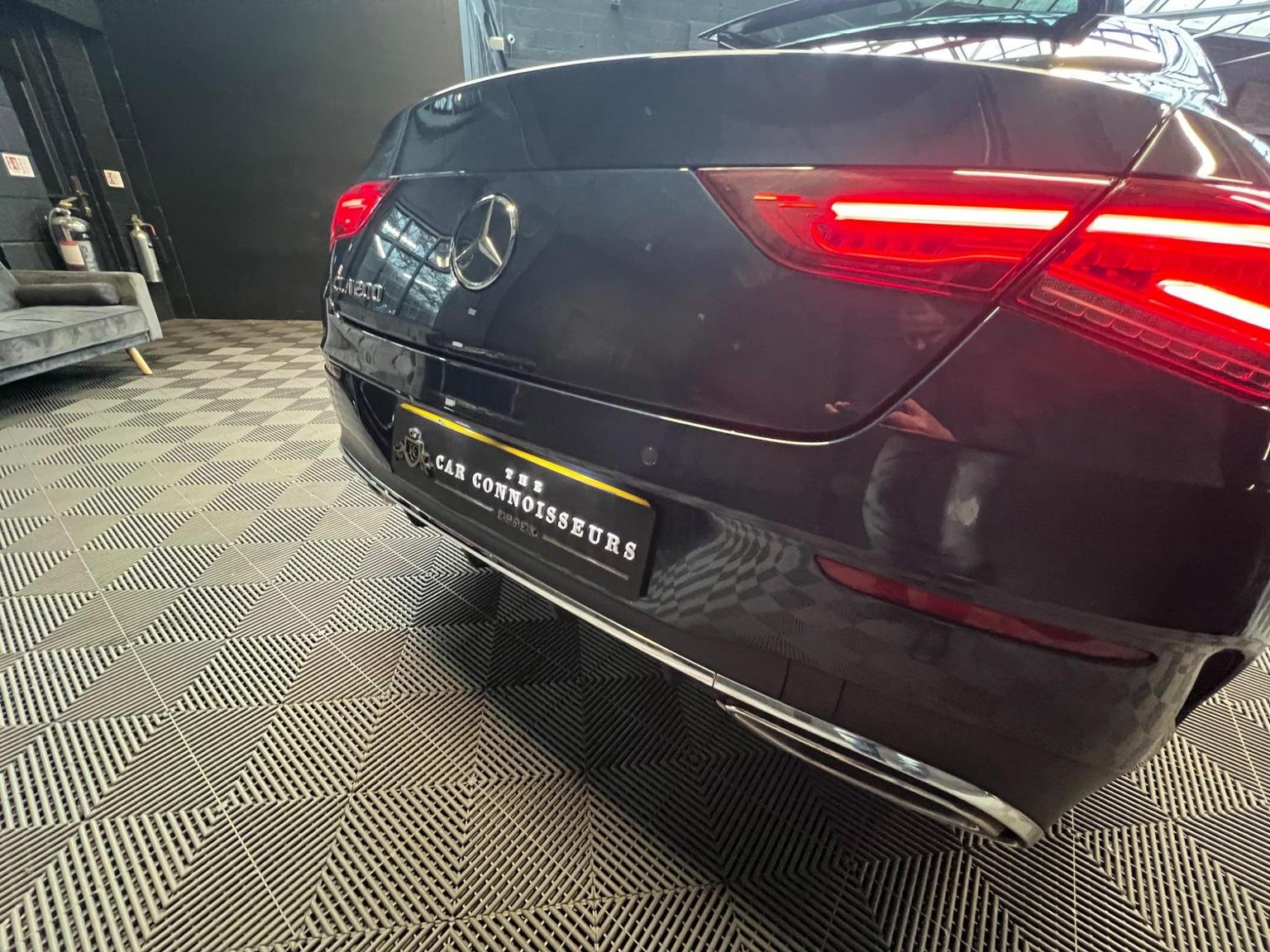Mercedes Benz CLA