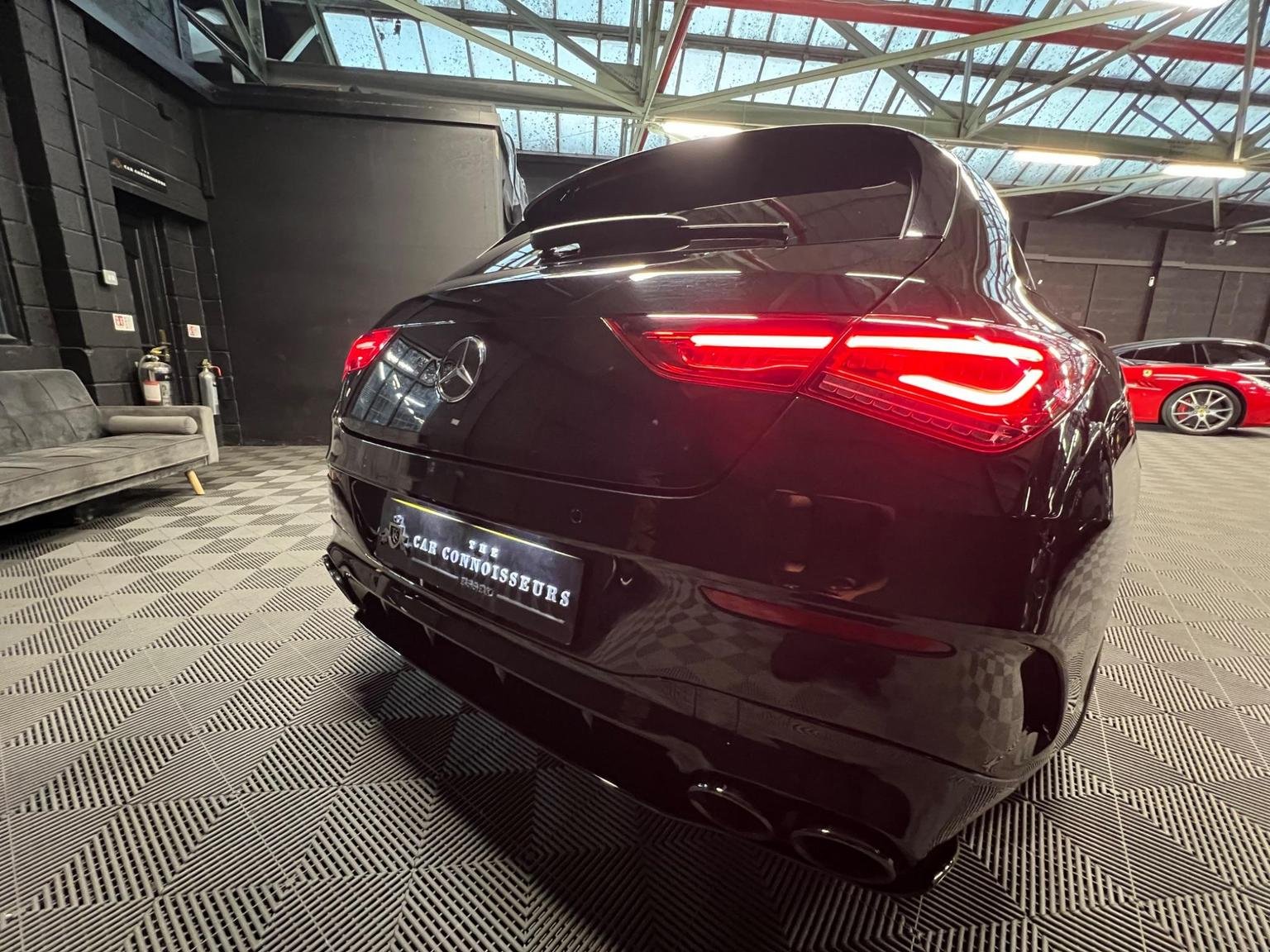 Mercedes Benz CLA