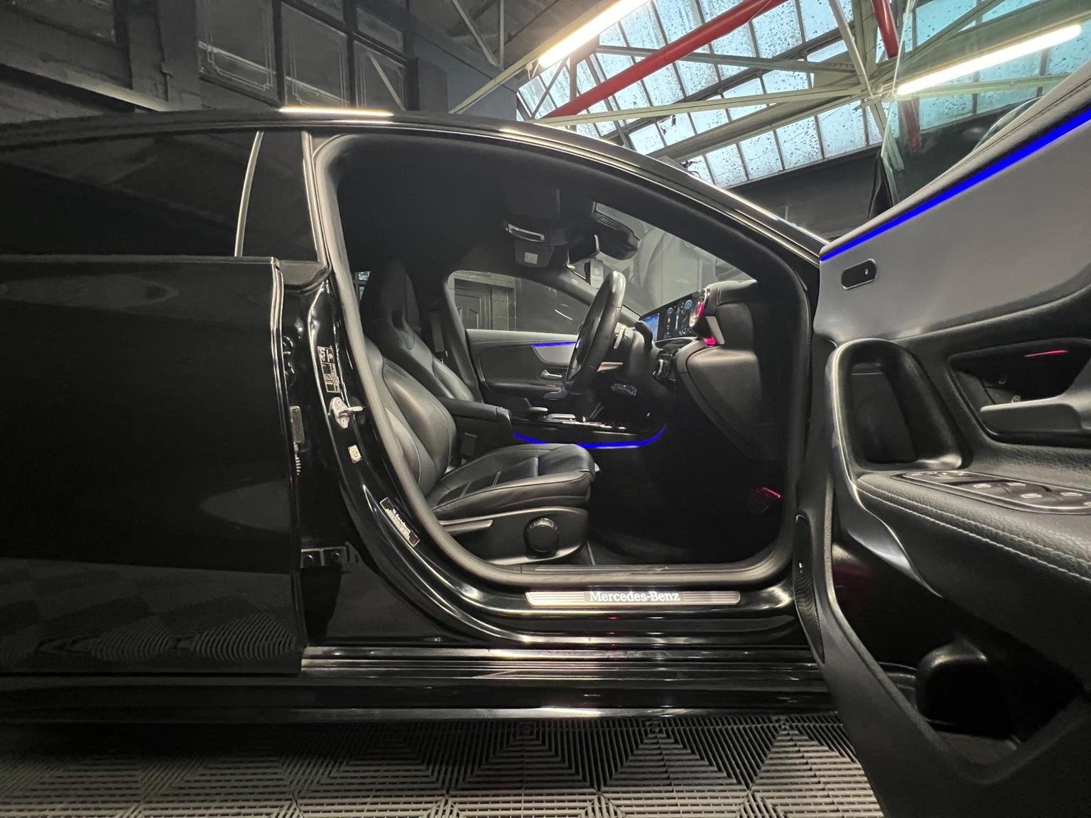 Mercedes Benz CLA