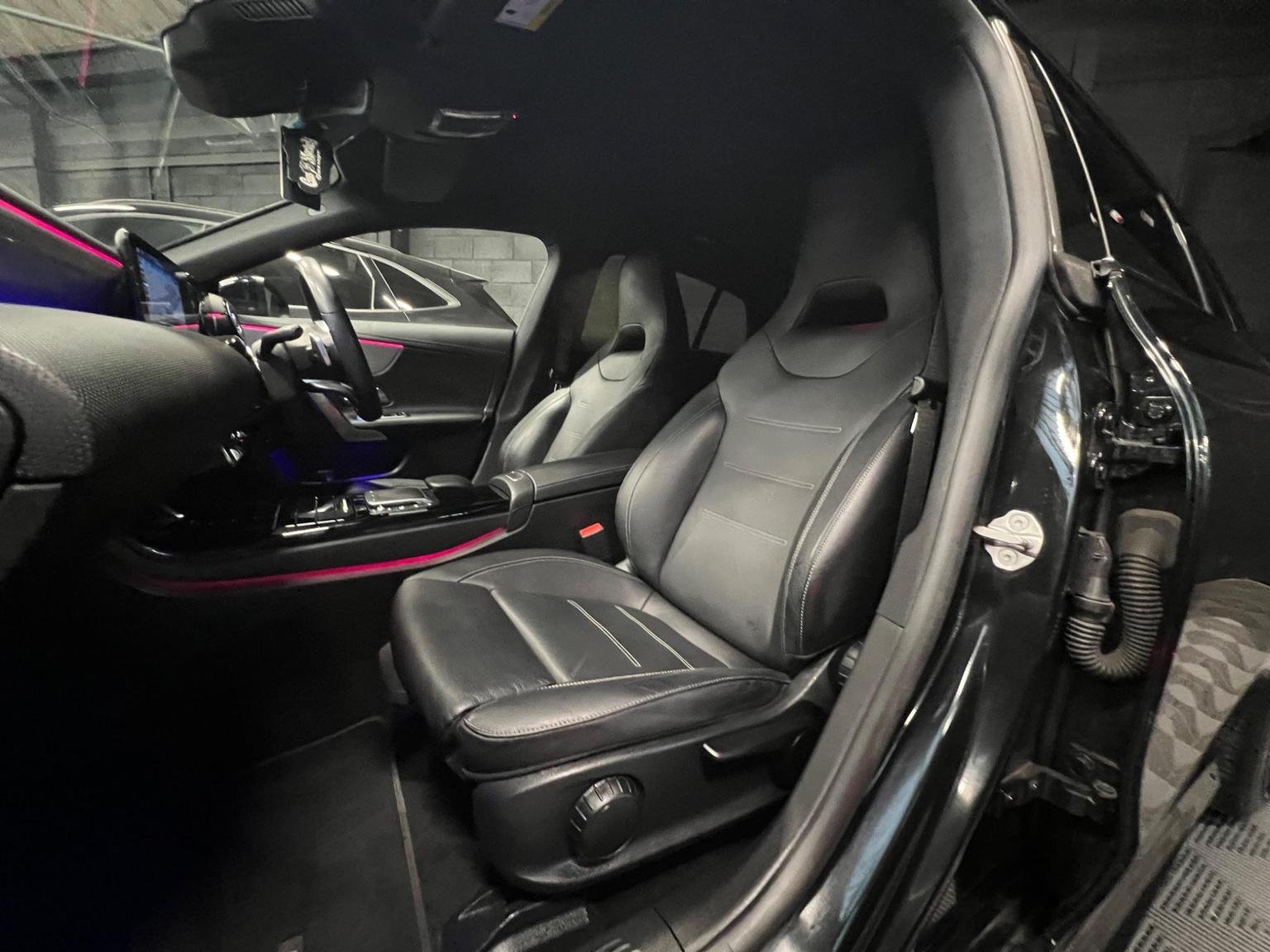 Mercedes Benz CLA