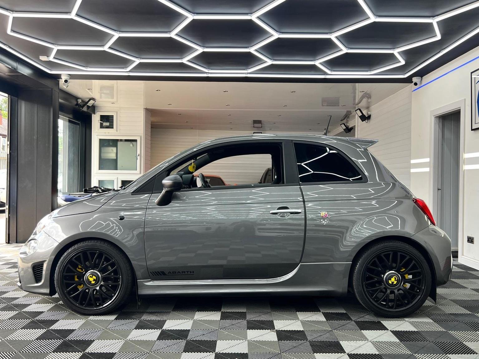 Abarth 595