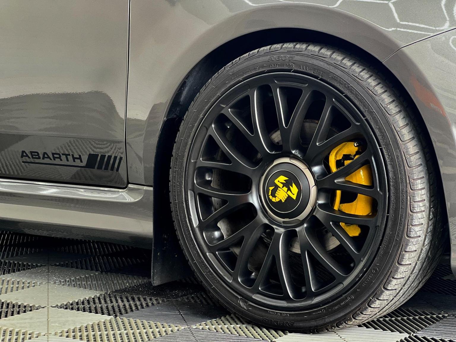 Abarth 595