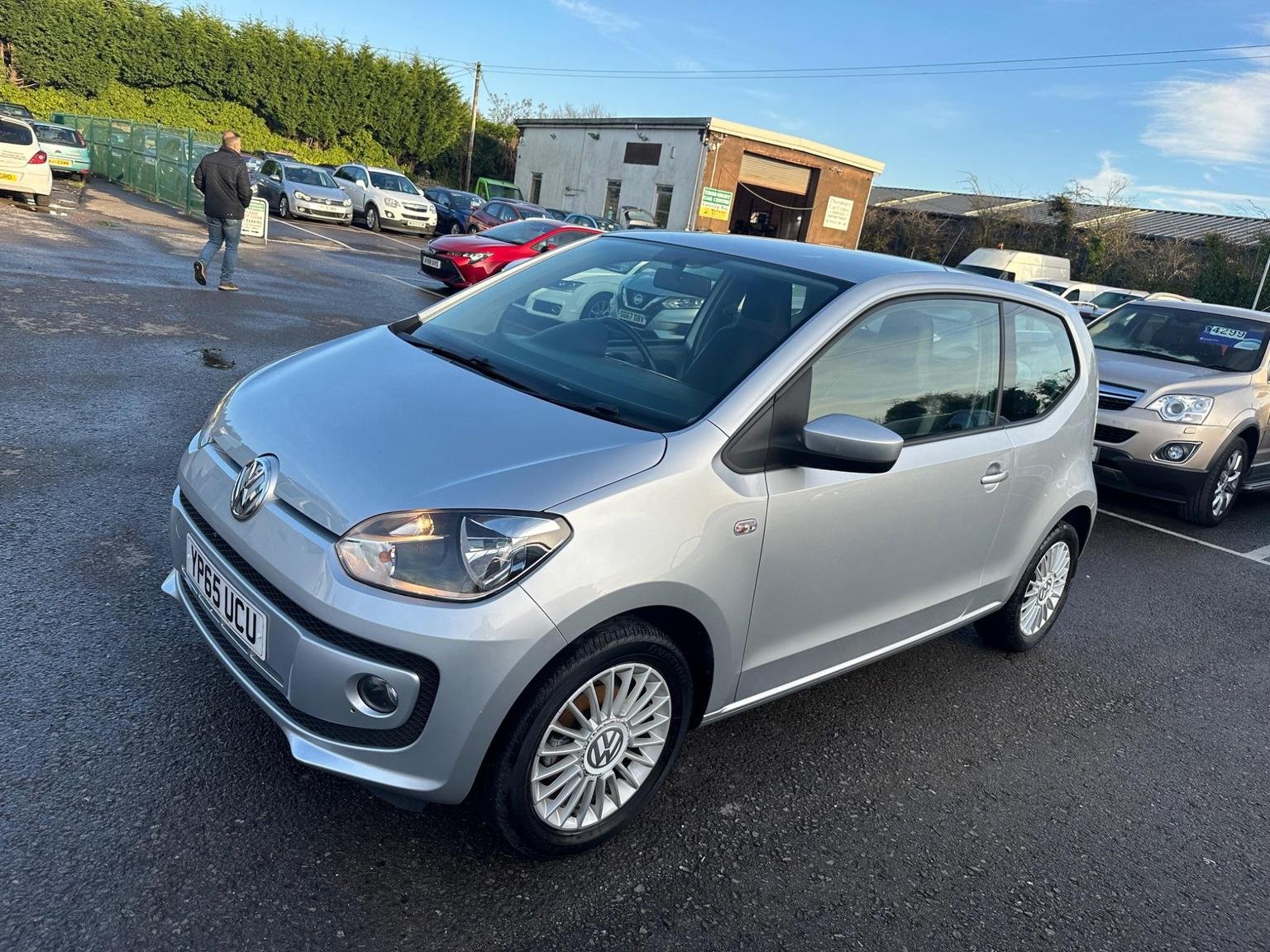Volkswagen UP