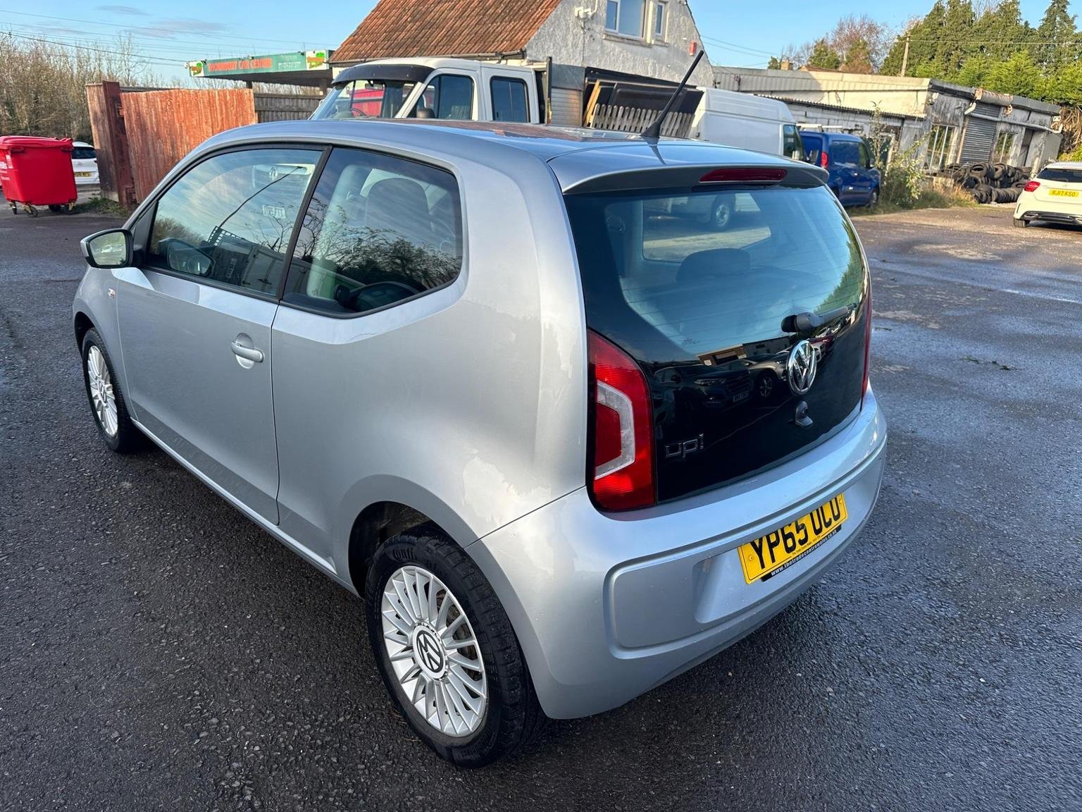 Volkswagen UP