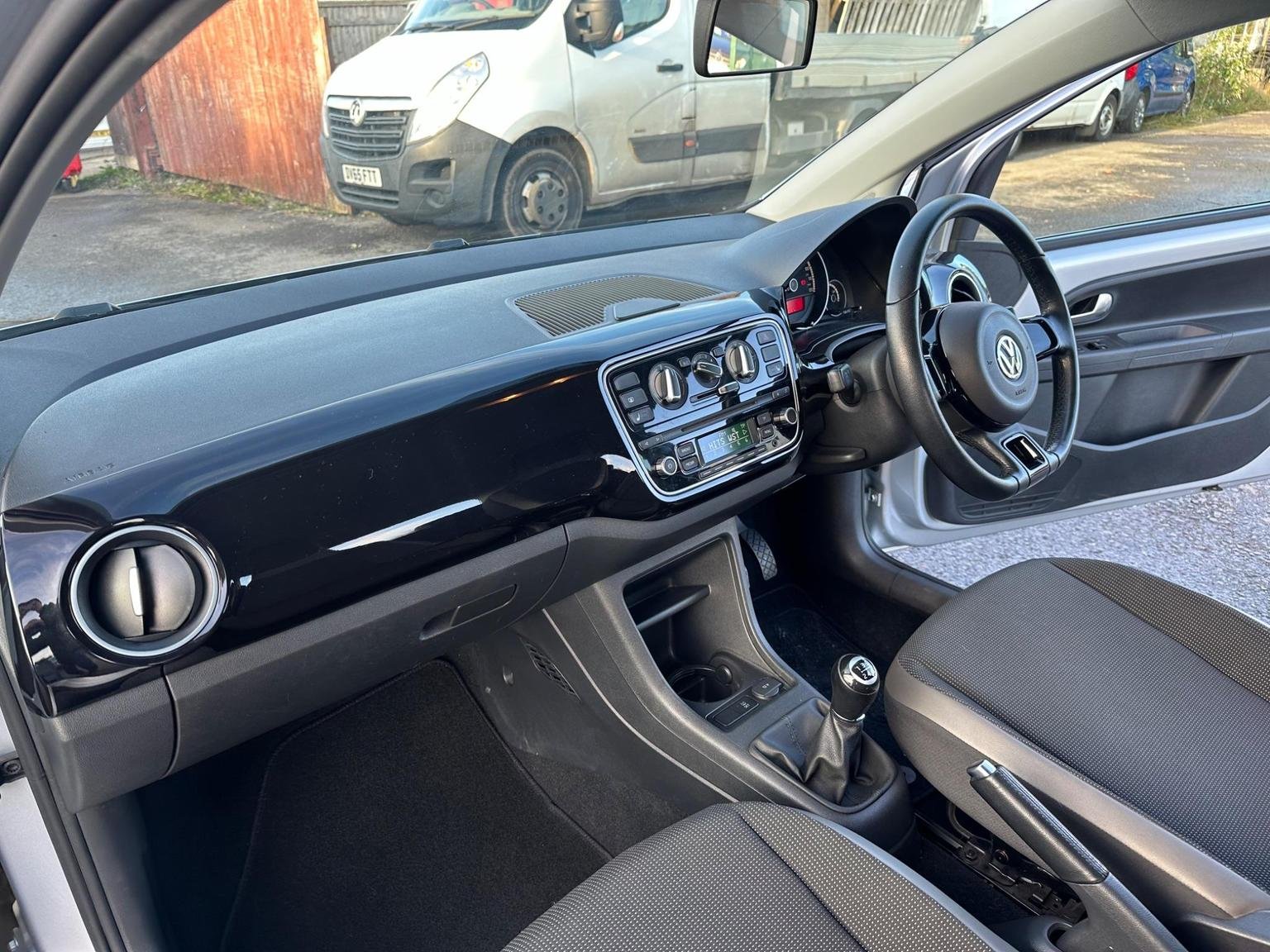 Volkswagen UP