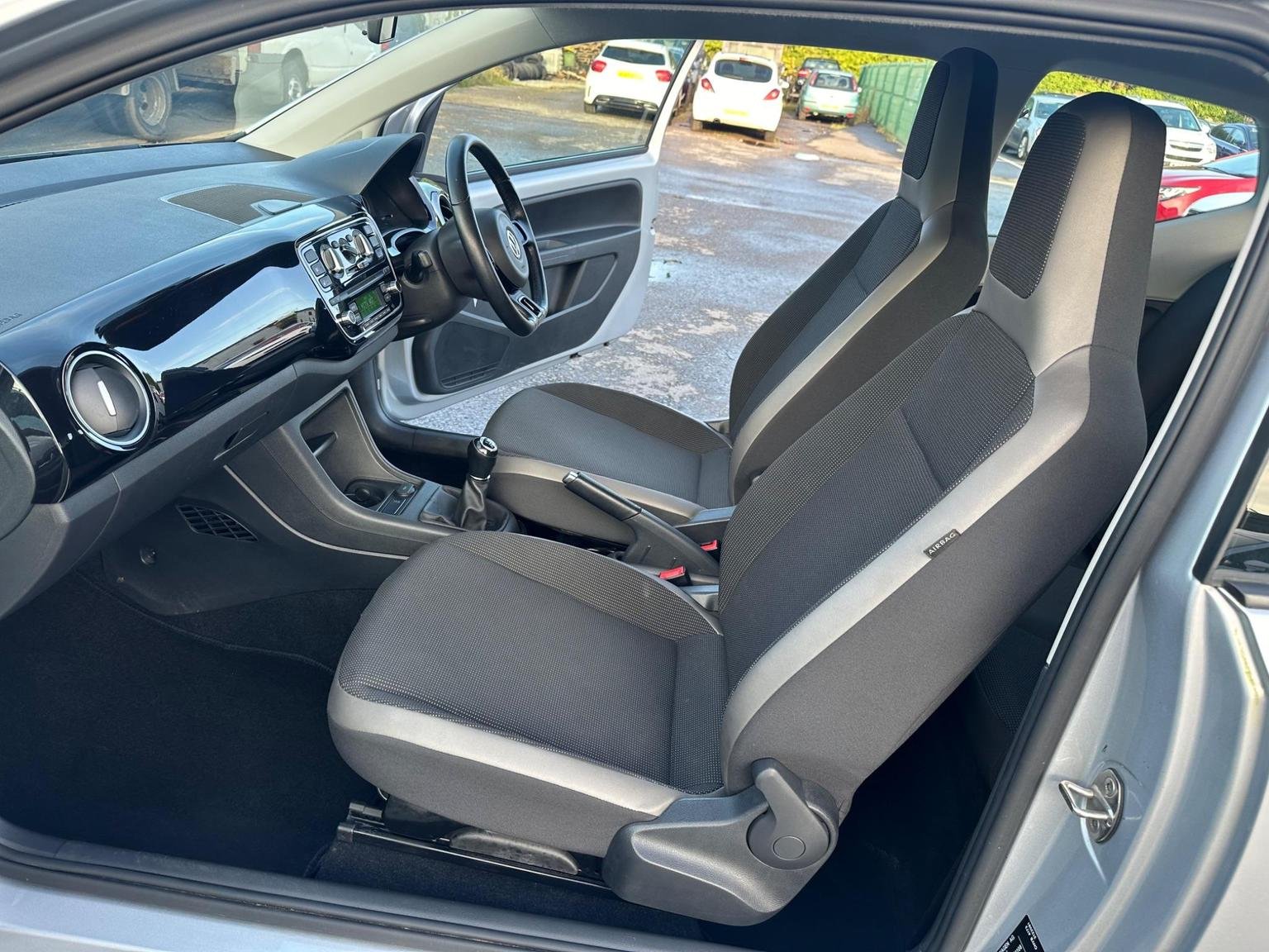 Volkswagen UP