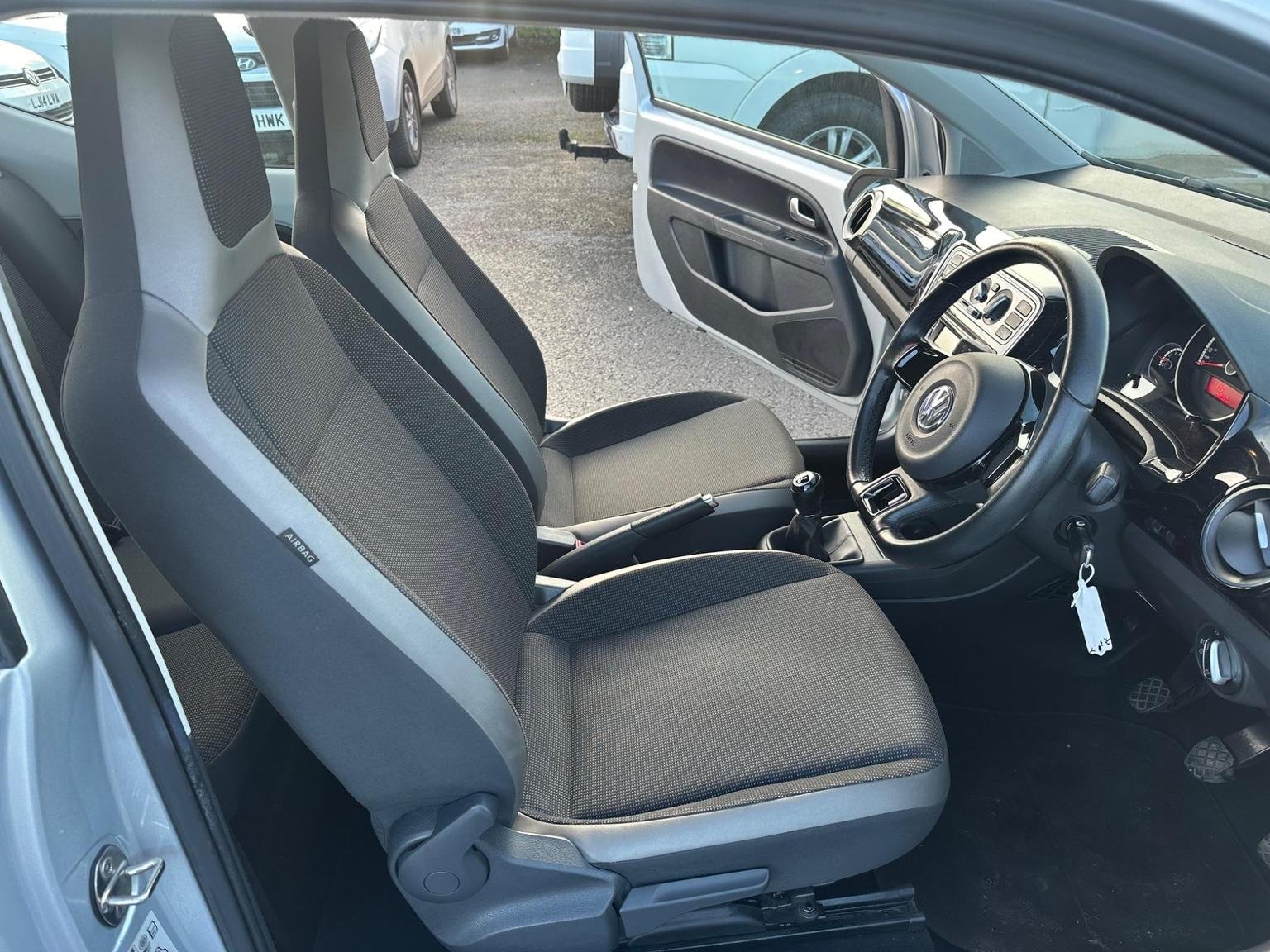 Volkswagen UP