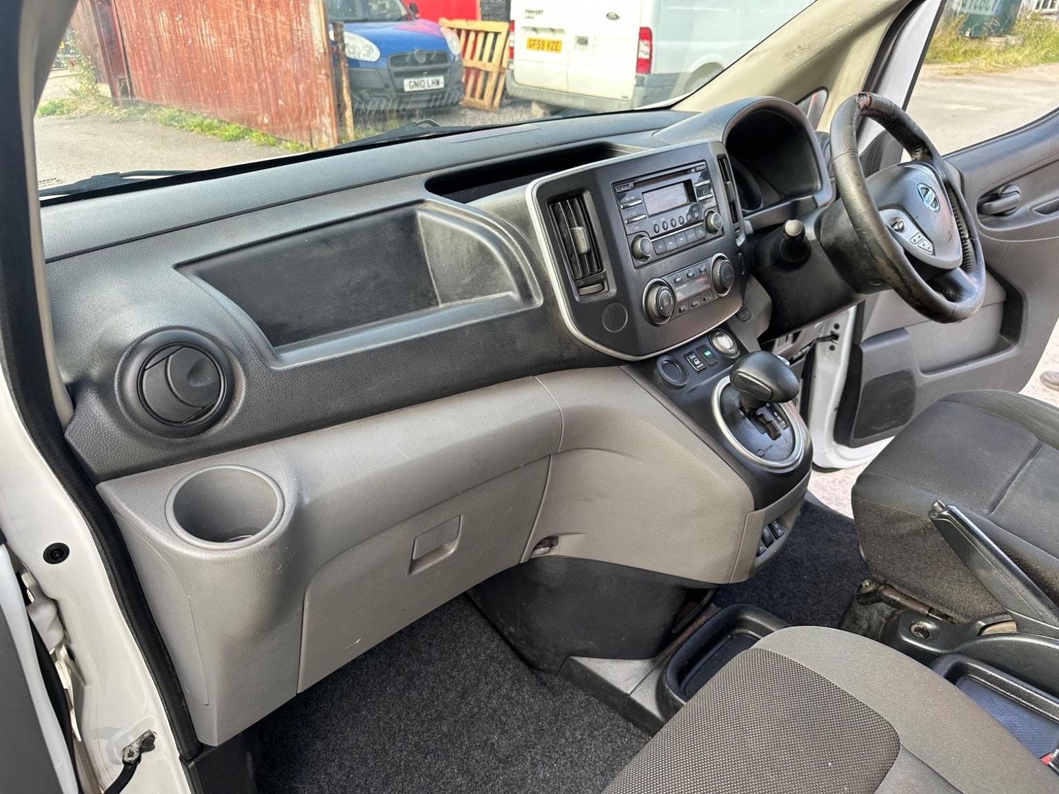 Nissan eNV200