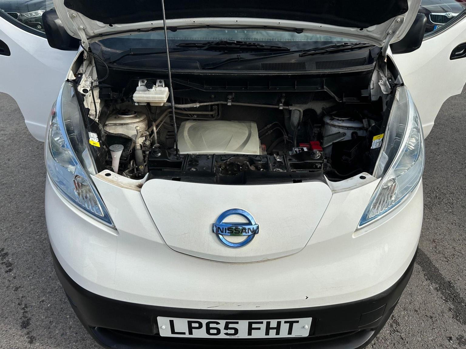 Nissan eNV200