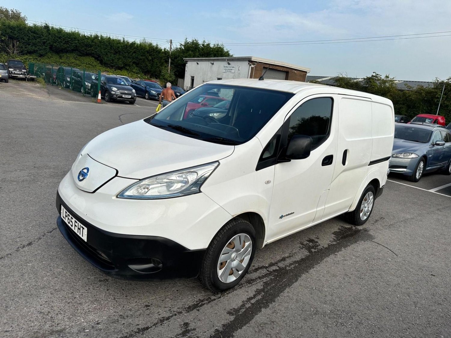 Nissan eNV200