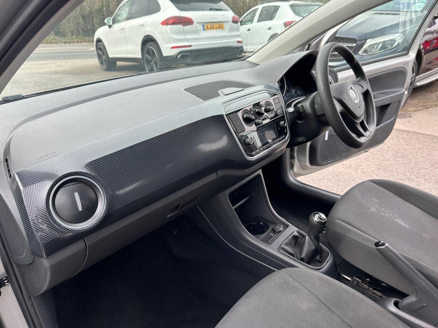 Volkswagen UP